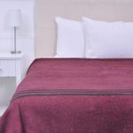 Frazada Térmica Queen / Líneas Rojo – Plumetti